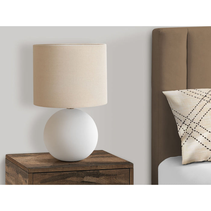 16"H Table Lamp Ceramic base