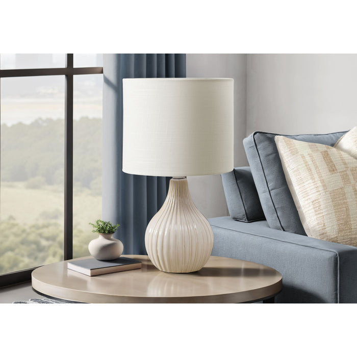 17"H Table Lamp Ceramic base