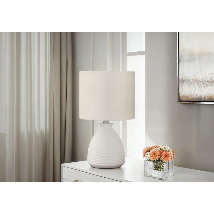 17"H Table Lamp Ceramic base