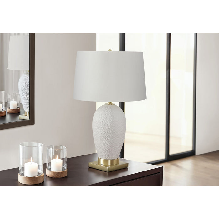 26"H Table Lamp Ceramic base