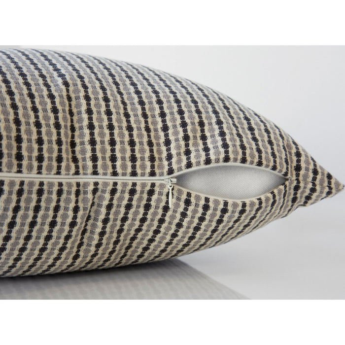 Accent pillow - 18" x 18" - Abstract dot - (Set of Two)