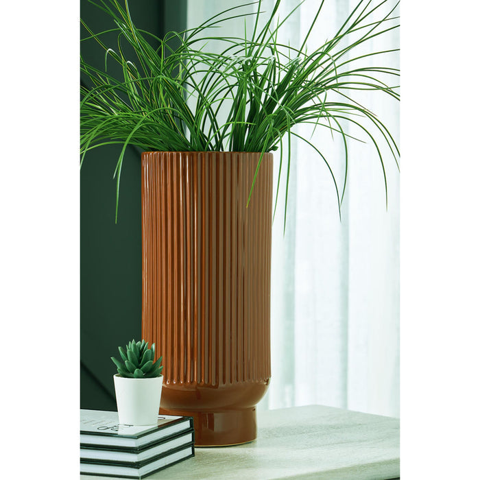 Avalyah Vase (Set of 2)