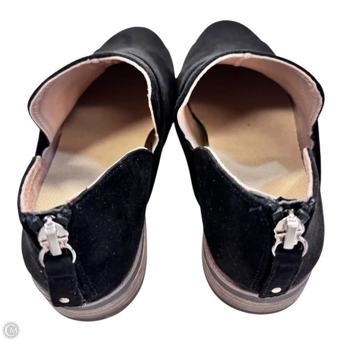 Boots Ankle Flats By Dr Scholls In Black, Size: 6