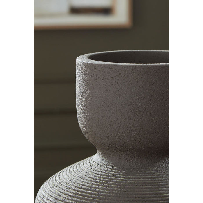 Dalsen Vase
