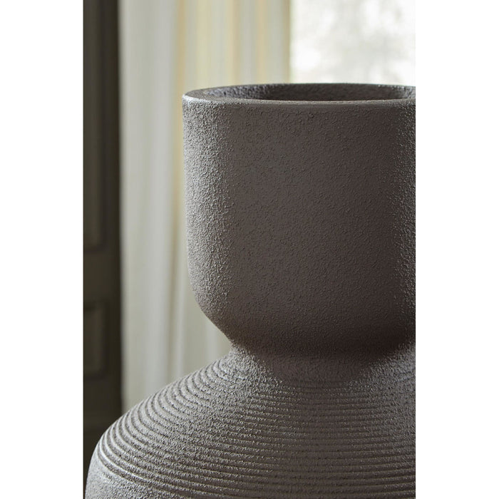 Dalsen Vase