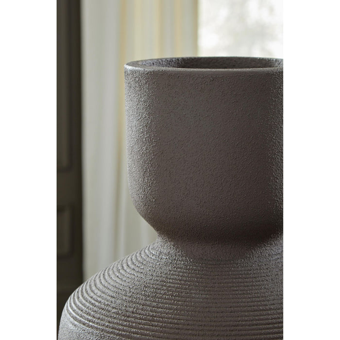 Dalsen Vase