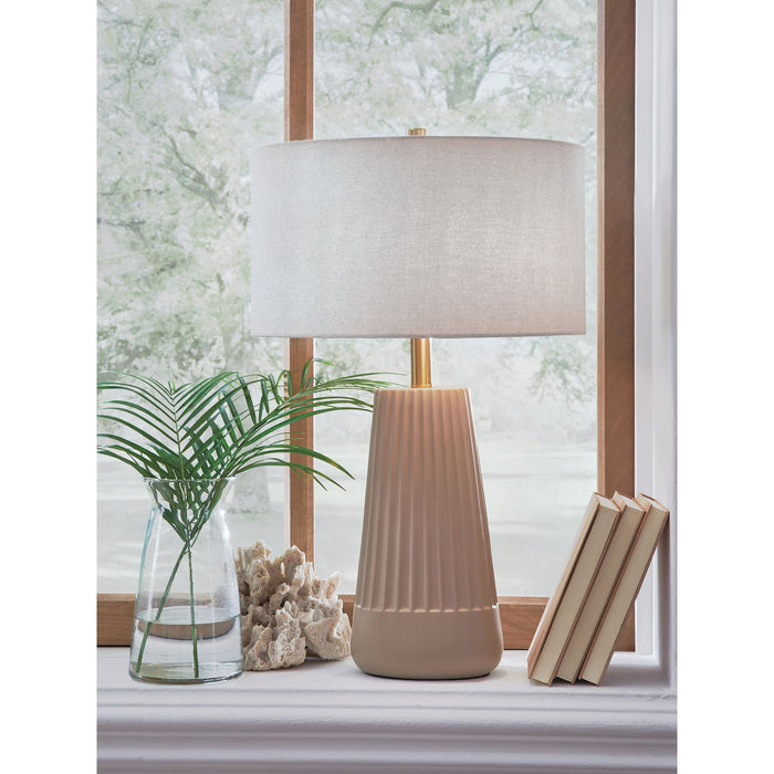 Dellner Table Lamp 25.25"