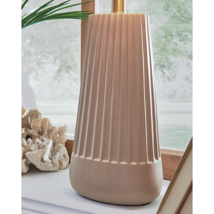 Dellner Table Lamp 25.25"