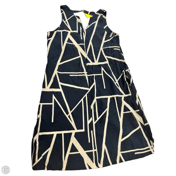 Dress Casual Short By Banana Republic In Blue & White, Size: M
