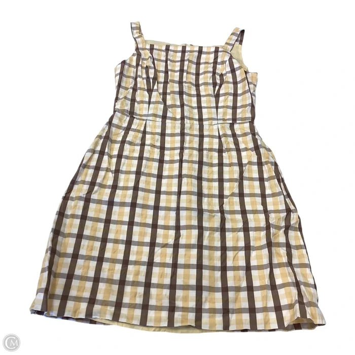 Dress Casual Short By Clothes Mentor In Yellow, Size: 10