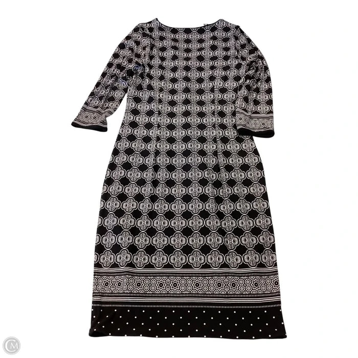 Dress Casual Short By White House Black Market In Black & White, Size: M