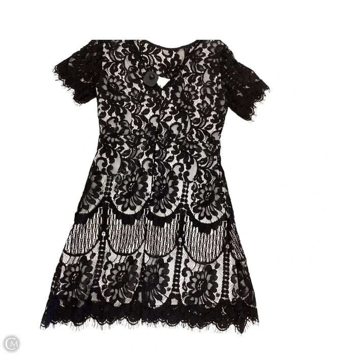 Dress Party Short By Clothes Mentor In Black & White, Size: M