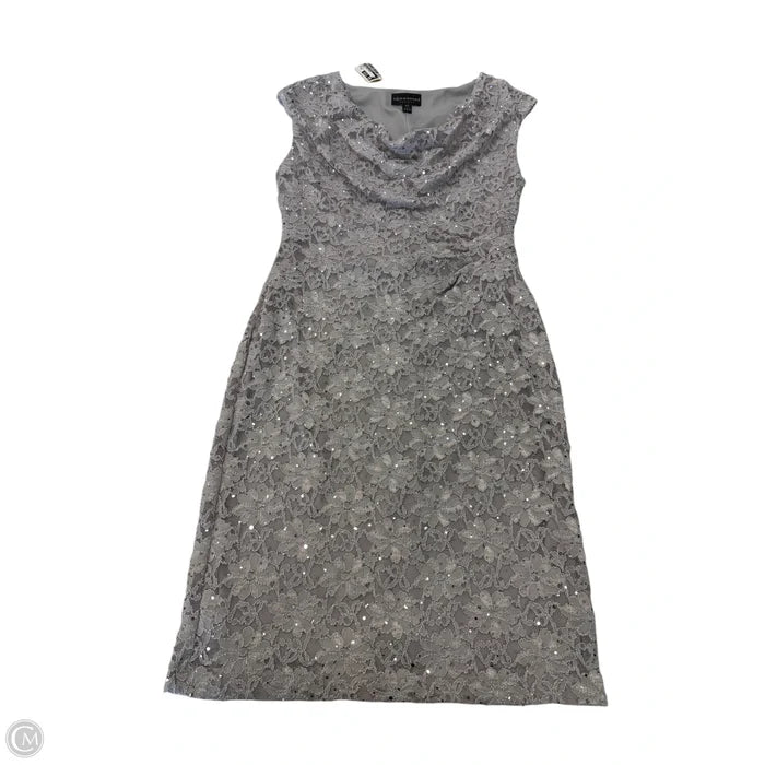 Dress Party Short By Connected Apparel In Silver, Size: 10p