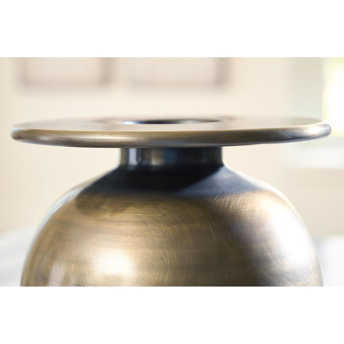 Fedorleigh Vase