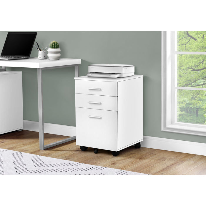 Filing Cabinet - 3 Drawer - on Castors