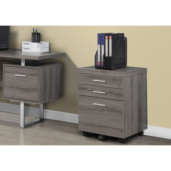 Filing Cabinet - 3 Drawer - on Castors
