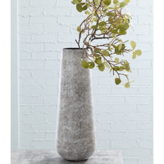 Fynn Vase