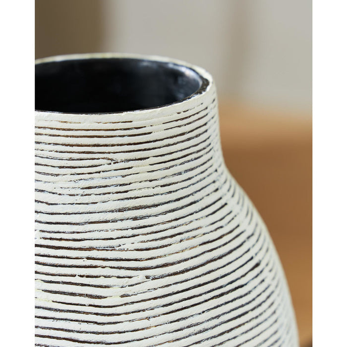 Girtha Vase