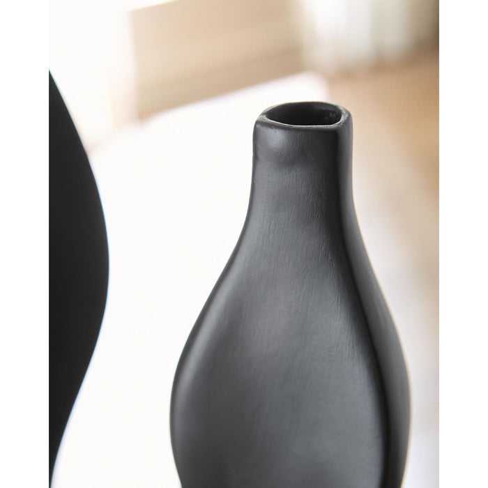 Judsen Vase