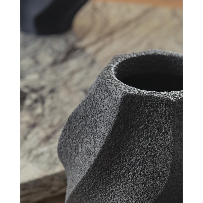 Judworth Vase