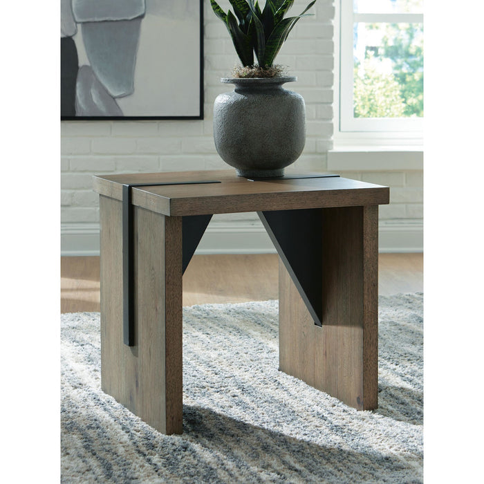 Kandinew End Table - Light Brown