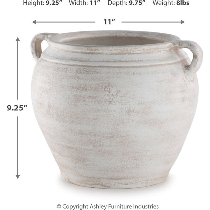 Meadie Vase