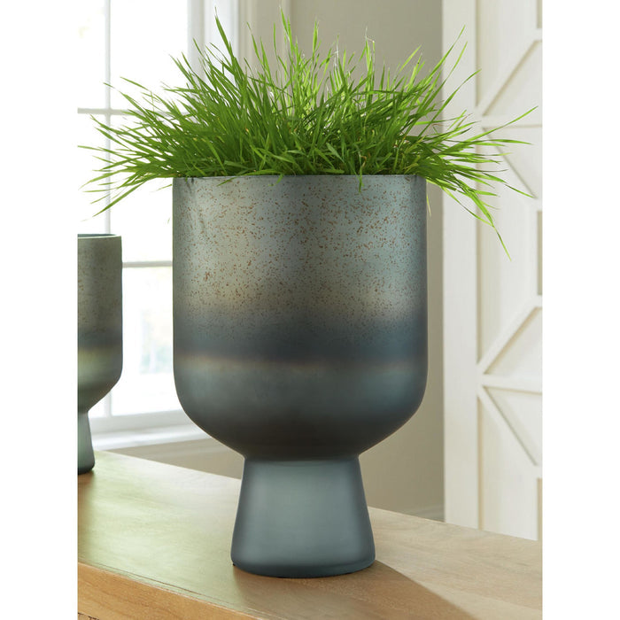Pennmore Vase