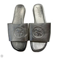 Sandals Flats By Dkny In Silver, Size: 8.5