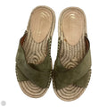 Sandals Flats By Mi Ami In Green, Size: 6