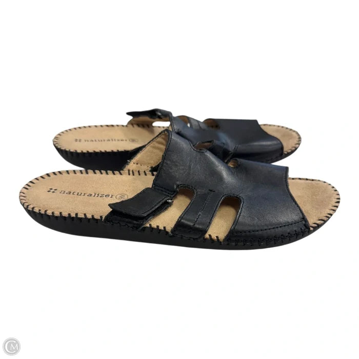 Sandals Flats By Naturalizer In Black & Tan, Size: 9
