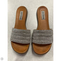 Sandals Flats By Steve Madden In Silver, Size: 8