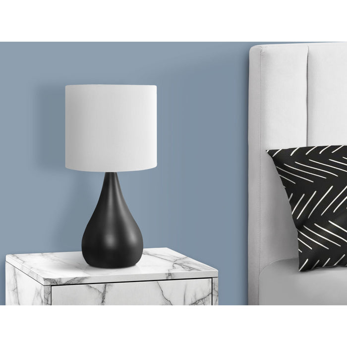 (Set of two) 18"H Table Lamp