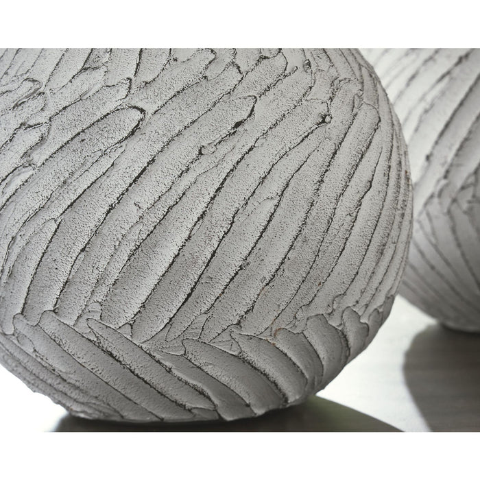 Shelvie Vase