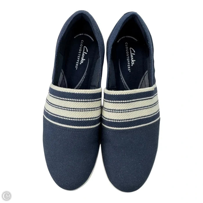 Shoes Athletic By Clarks In Blue & White, Size: 9.5
