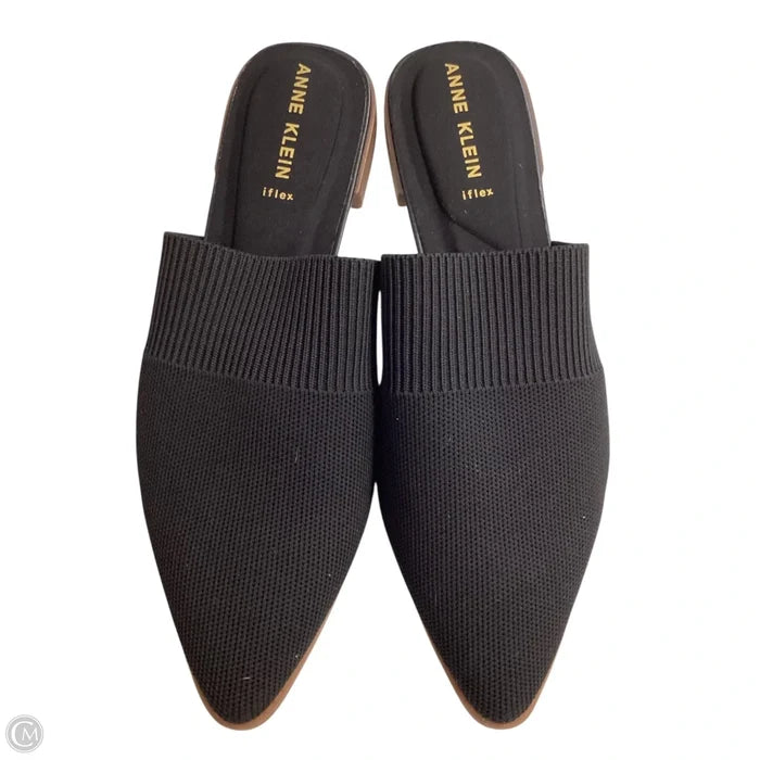 Shoes Flats By Anne Klein In Black, Size: 9