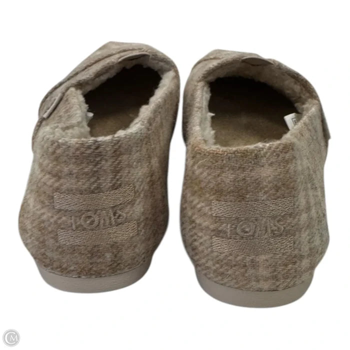 Shoes Flats By Toms In Tan, Size: 5