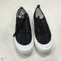 Shoes Sneakers By Clothes Mentor In Black, Size: 7