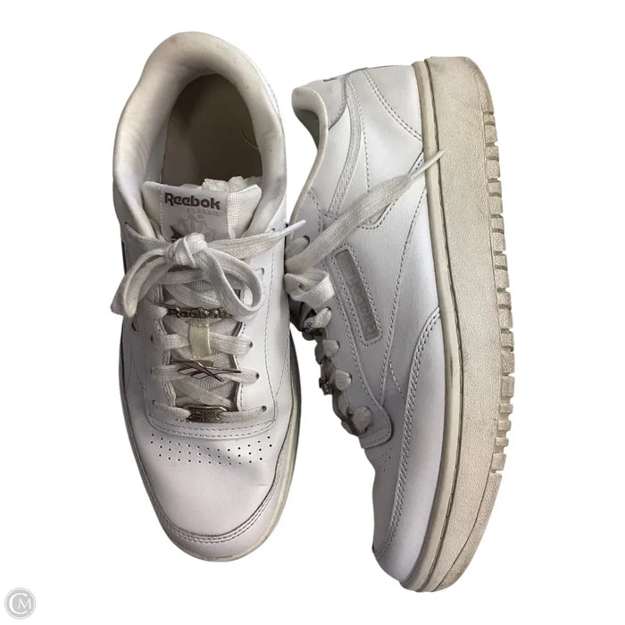 Shoes Sneakers By Reebok In White, Size: 7