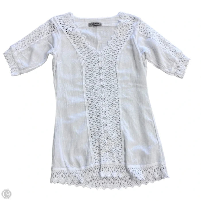 Top Short Sleeve By Clothes Mentor In White, Size: S