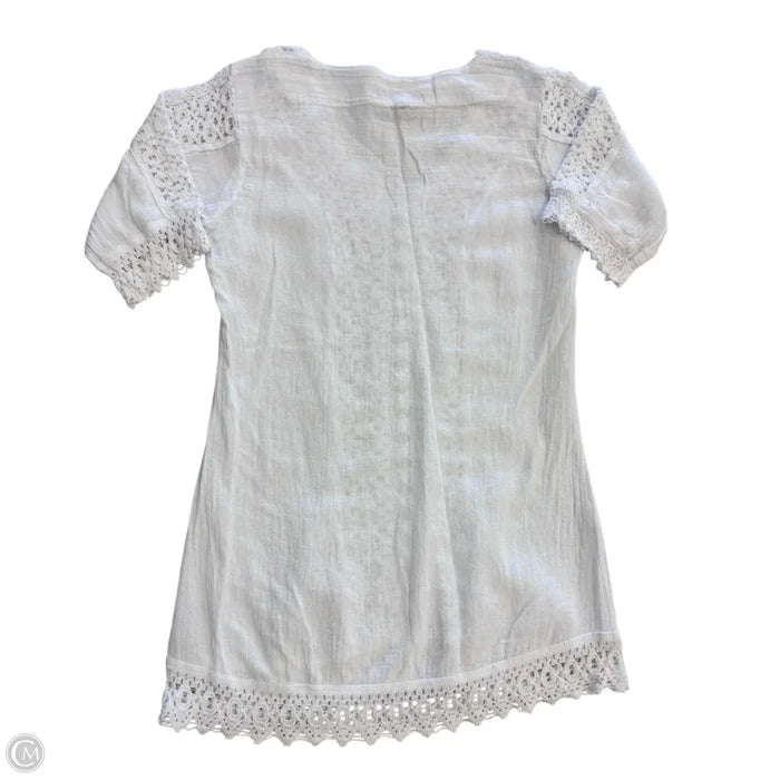 Top Short Sleeve By Clothes Mentor In White, Size: S