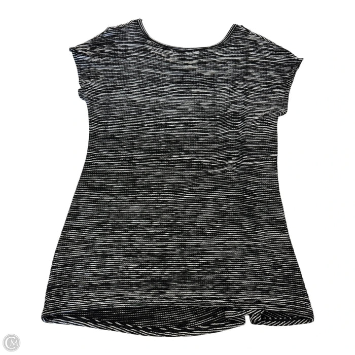 Top Short Sleeve By Max Studio In Black & White, Size: Xl