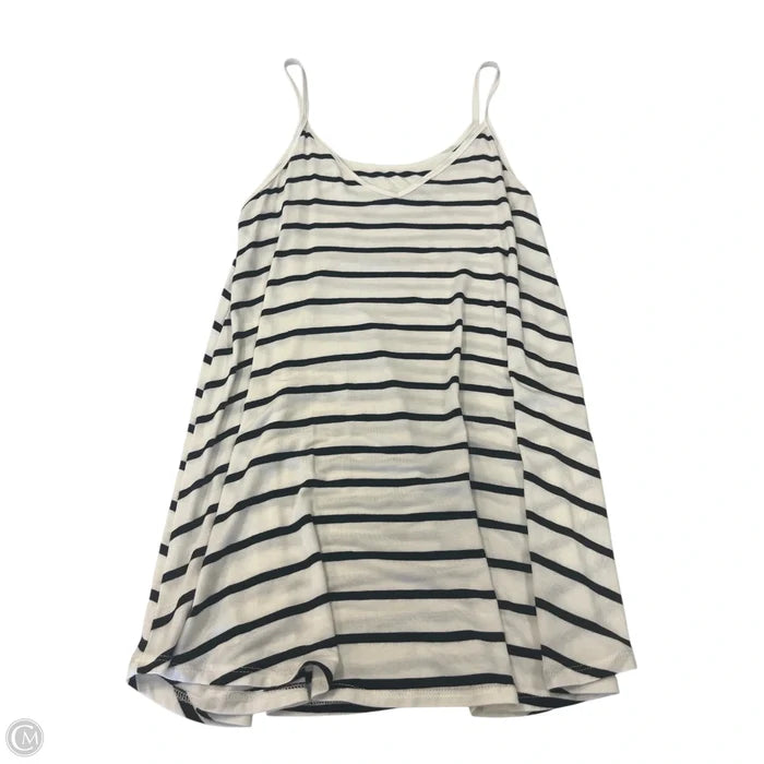 Top Sleeveless By Zenana In Black & White, Size: M