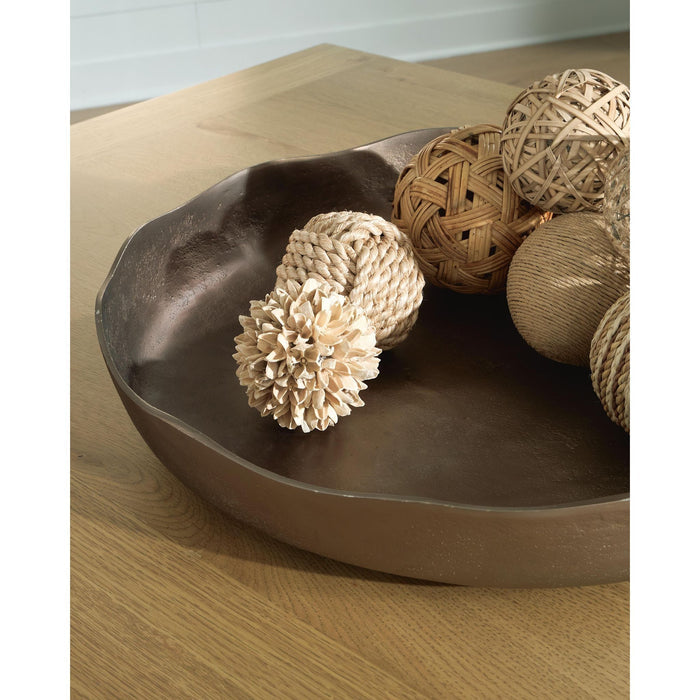 Wallmen Tray