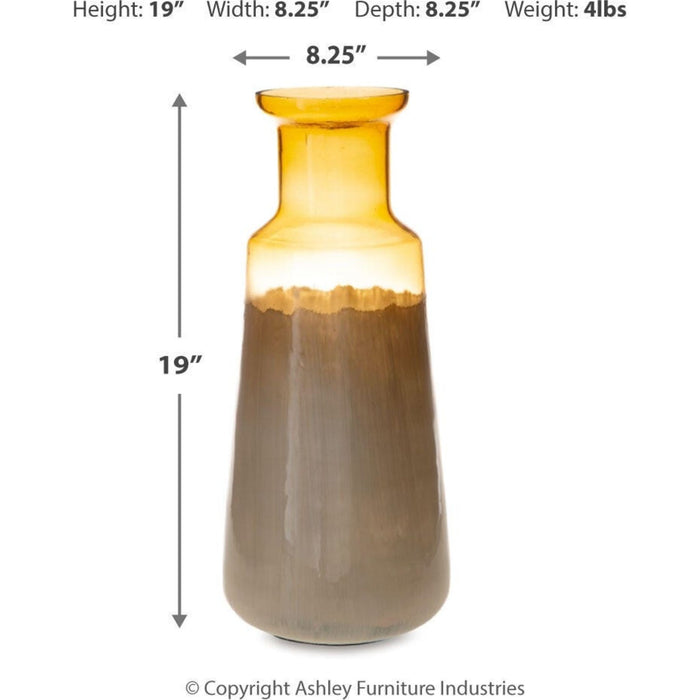 Wynburg Vase
